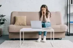 До чого свербить ніс?