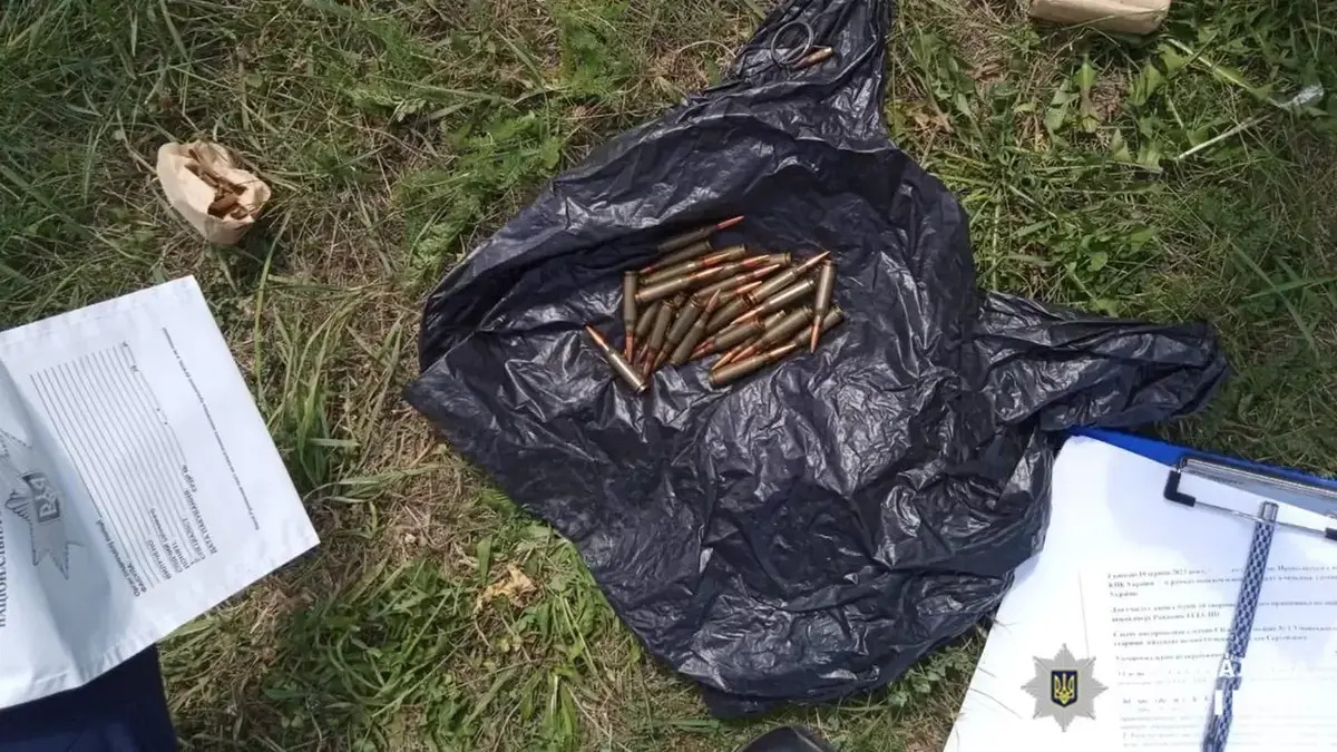 На Черкащині правоохоронці затримали чоловіка, який потайки зберігав набої