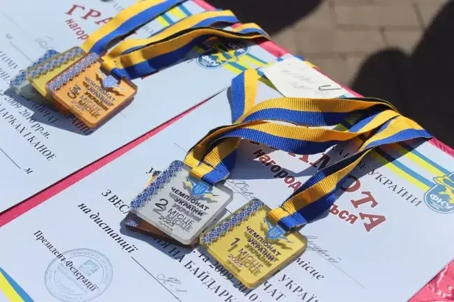 Відкритий чемпіонат України з веслування на байдарках і каное серед юніорів розпочався в Умані