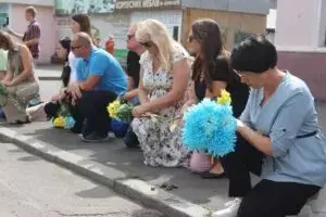 Сьогодні в Умані попрощалися з полеглим Героєм Романом Чорномазом