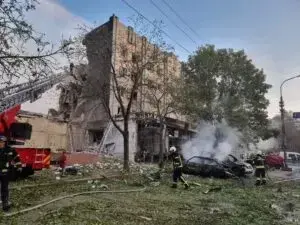 21 вересня вранці ворог завдав ракетного удару по Черкасах: зруйновано будинки та постраждало 9 осіб