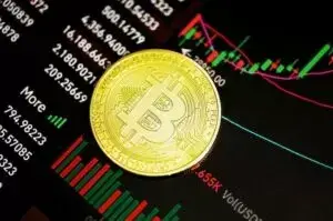 Анализ курсов криптовалют: как успешно инвестировать?