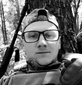Повернувся додому на щиті: в Умані поховали загиблого Героя