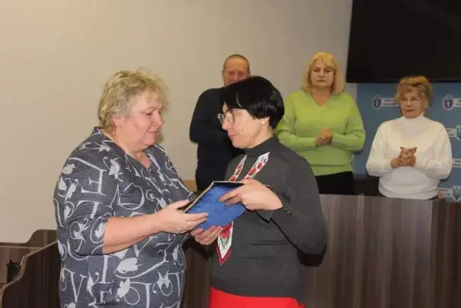 Захисник з Умані отримав почесну нагороду від Залужного