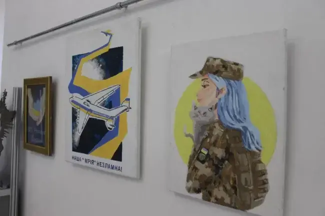В Умані проходить унікальна художня виставка "Чарівна палітра рідної України"