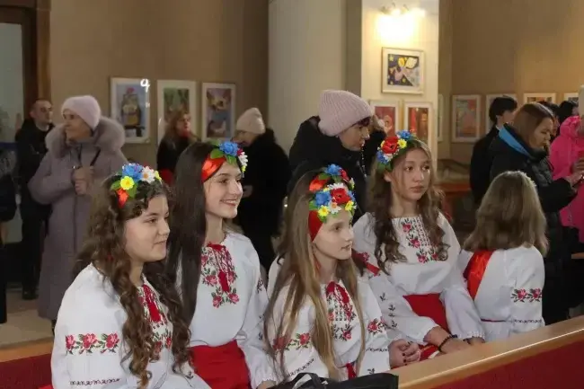 В Умані відбувся благодійний фестиваль колядок та щедрівок "Україна колядує"
