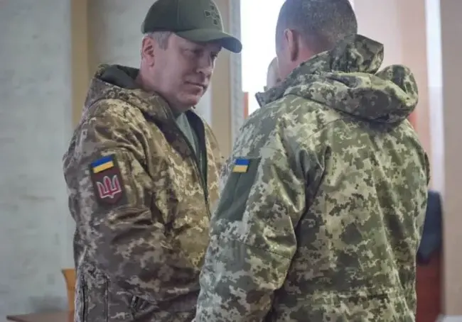 Бійці з підрозділу ППО на Черкащині отримали нагороди від Залужного