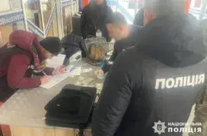 В Умані затримано чоловіка, який за 3000 доларів допомагав ухилянтам отримати довідку про непридатність до служби