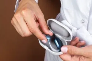 Слуховые аппараты помогут вам оставаться молодыми