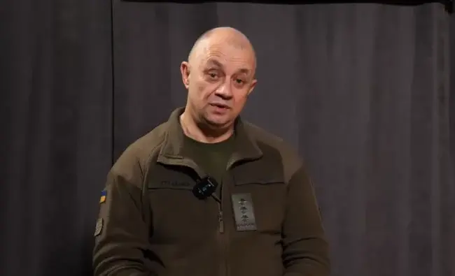 Командир 118 бригади ТрО Анатолій Стуженко пропонує прострілювати коліна та носити спідниці ухилянтам