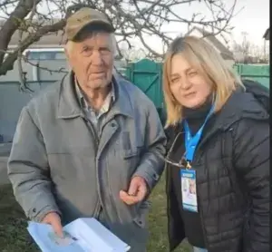 87 річний житель Уманщині особисто пригнав автівку для ЗСУ з-за кордону