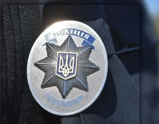 Патрульні поліцейські врятували в Умані жінку, яка декілька днів не могла підвестися з підлоги