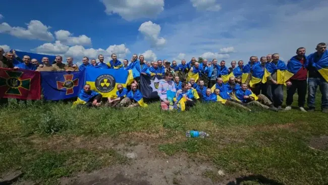 Сьогодні з полону на Україну повернулося 75 бійців