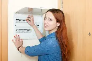 Что такое автоматический выключатель и для чего он нужен?