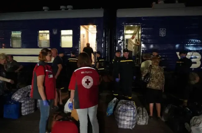 На Черкащину прибув потяг з біженцями