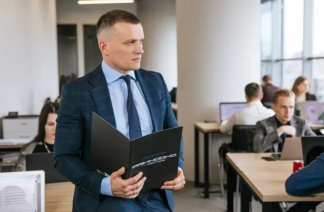 Адвокат від компанії «Приходько та партнери»