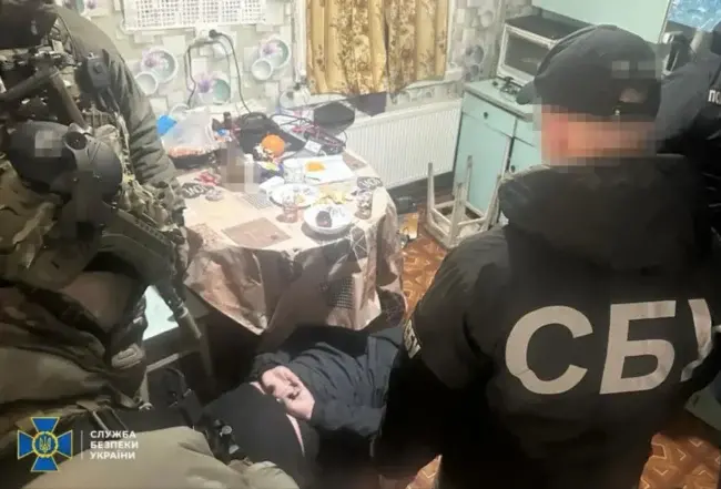 СБУ на Черкащині затримало злочинців, які збиралися підірвати родину волонтерів