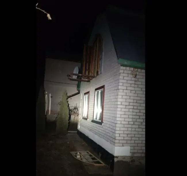 Уламками двох дронів на Черкащині було пошкоджено будинки