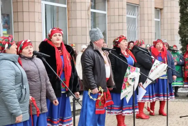 У Монастирищі на Масляну зібрали понад 26 тисяч гривень для ЗСУ