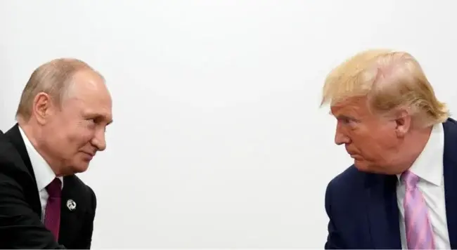 Завершилася телефонна розмова Трампа і Путіна: що вже відомо