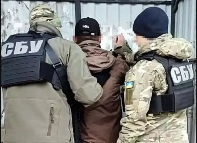 На Черкащині СБУ затримала зрадника, який працював на фсб і готував цілі для атак дронами та ракетами