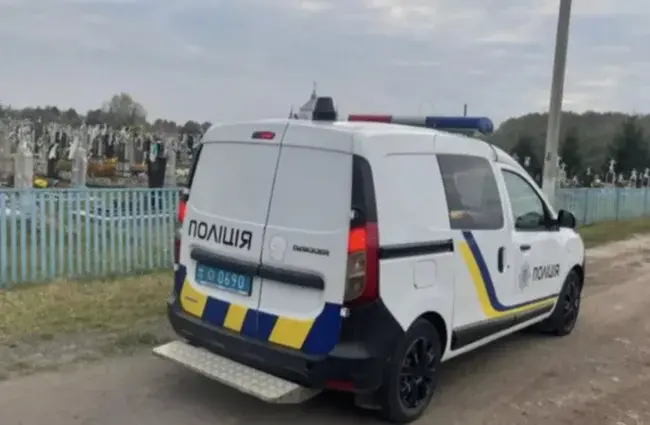 На Черкащині під час поминальних днів біля кладовищ посилено патрулюватимуть поліцейські