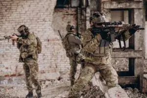 Чем форма мультикам из военторга в Киеве, отличается от пикселя?