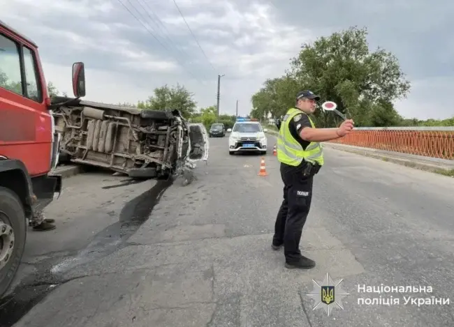 В Умані сталась аварія: є постраждалі, працює поліція