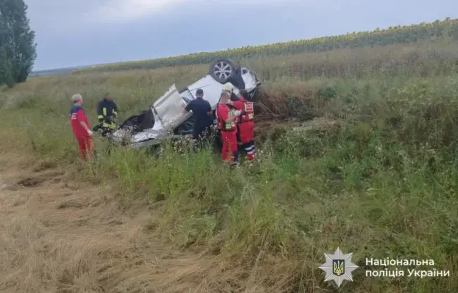 Аварія на Уманщині: внаслідок ДТП постраждали четверо осіб, серед них — діти