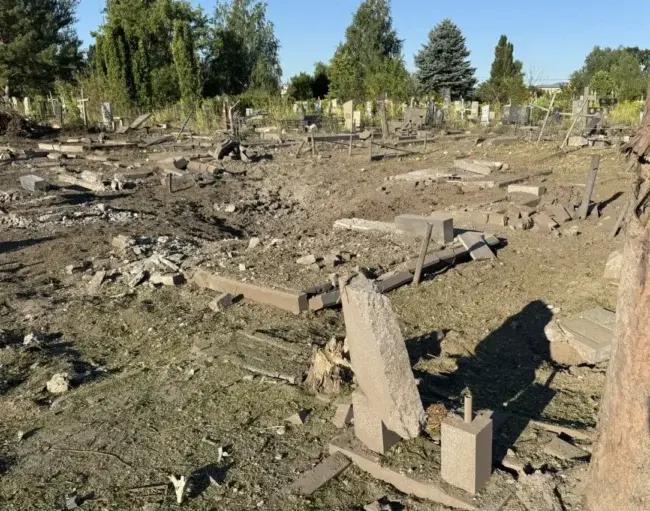 Ранкова атака на Черкаси: росіяни випустили ракети "Іскандер-К", пошкоджено 15 багатоповерхівок і десятки авто
