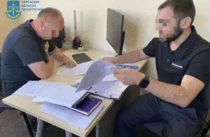 На Черкащині вчора вручили 20 підозр посадовцям: що відбувається