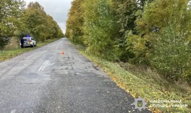 Смертельна ДТП на Уманщині: водій врізався у дерево й загинув (ФОТО)