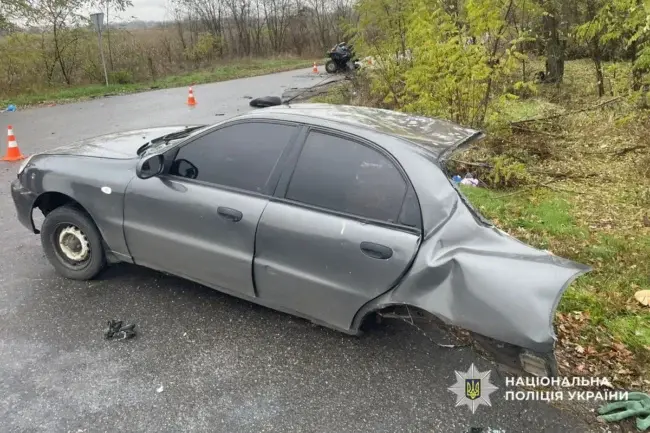 Страшна ДТП на Черкащині: автівку розірвало навпіл (ФОТО)