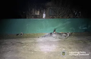 На Черкащині підліток на мотоциклі влаштував ДТП й врізався в електроопору