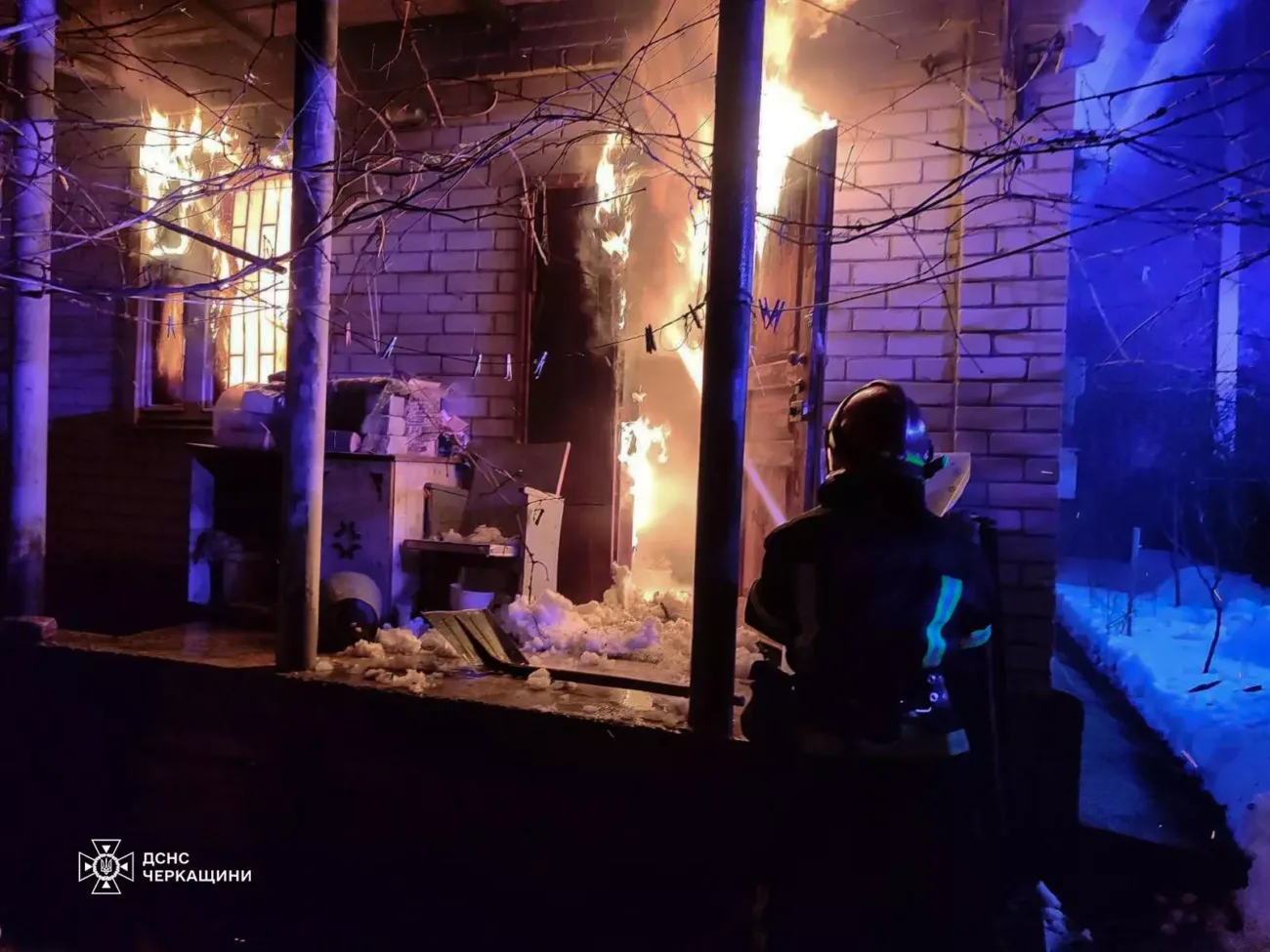 Через вибух газу та пожежу на Черкащині постраждала людина