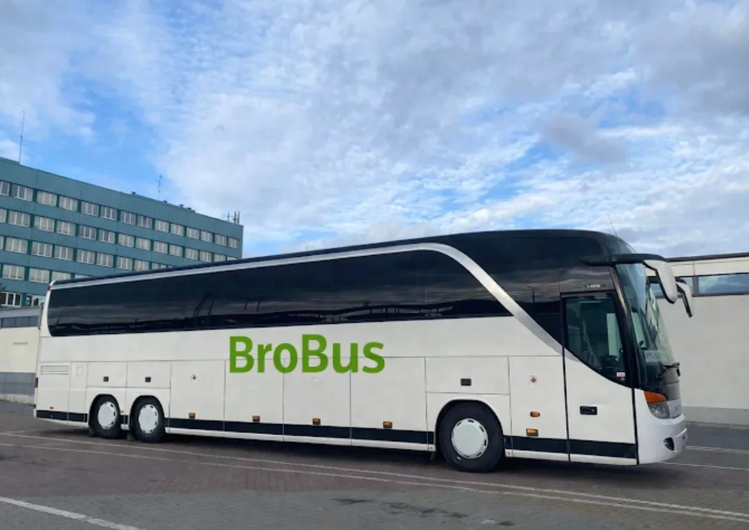 Комфортні пасажирські перевезення від BroBus