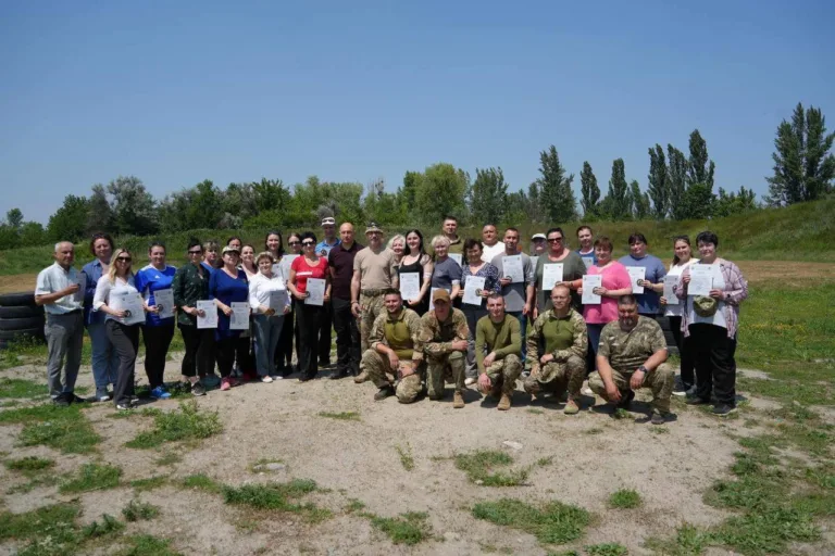 В Умані перша група курсантів з нацспротиву завершила навчання