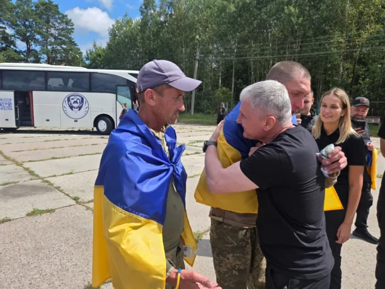 Четверо військових із Черкащини повернулися з російського полону