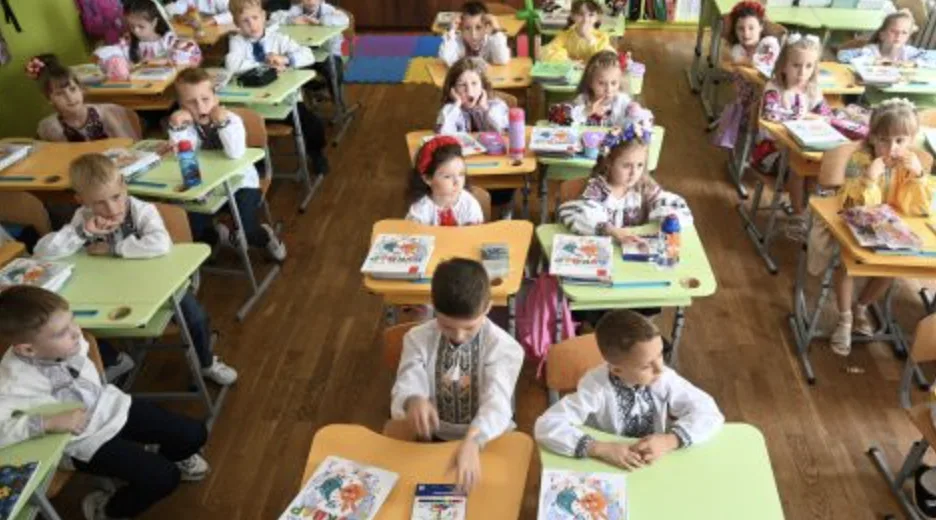 На Уманщині спростували інформацію про закриття школи: замість ліквідації заплановано об'єднання двох освітніх закладів в один
